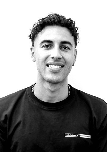 Elias Amani -Lærling